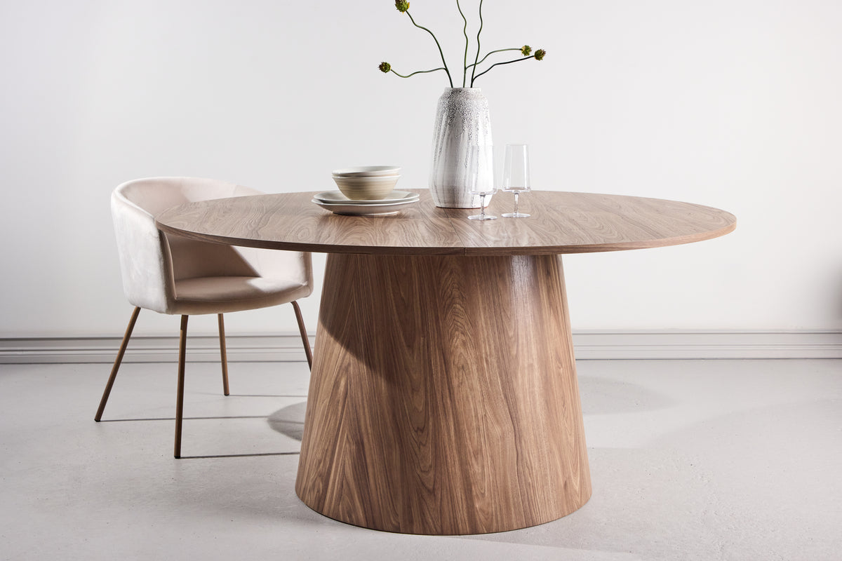 Eettafel Calma - een ronde eettafel in Scandinavische stijl