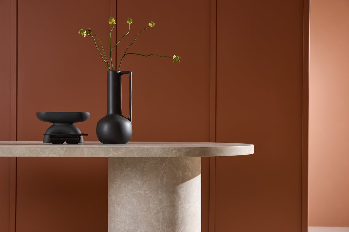 Eettafel Cielo - in een eenvoudig ontwerp met een elegante marmeren look