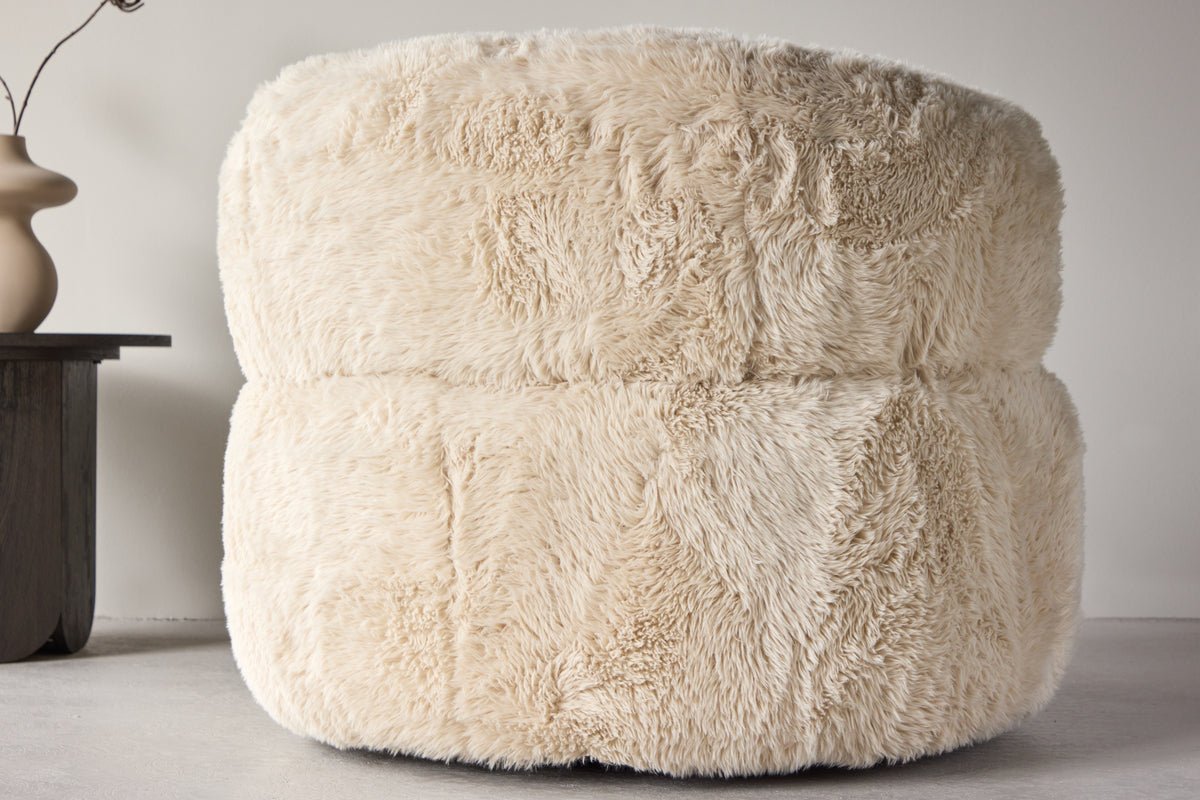 Fauteuil Fiby - Avec revêtement en polyester couleur crème blanche