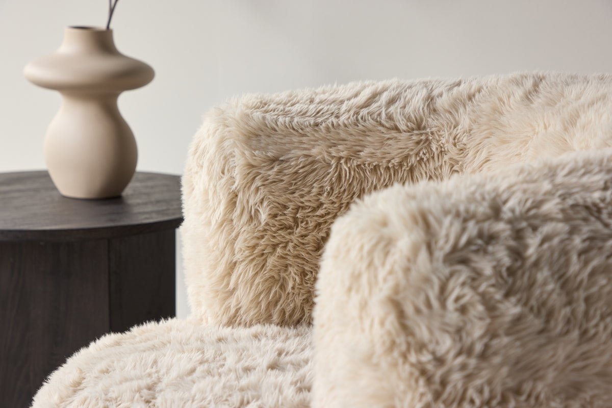 Fauteuil Fiby - Avec revêtement en polyester couleur crème blanche