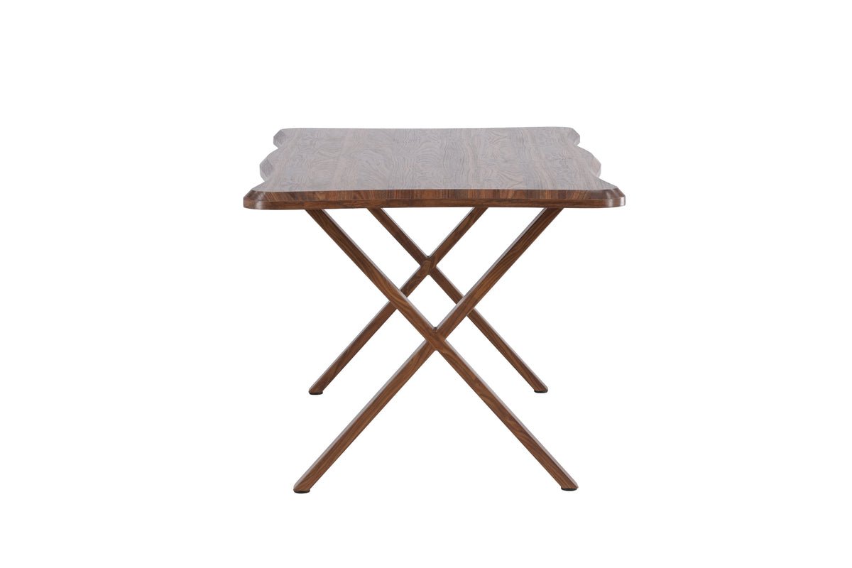 Eettafel Talani - verenigt modern design met een warme, elegante uitstraling