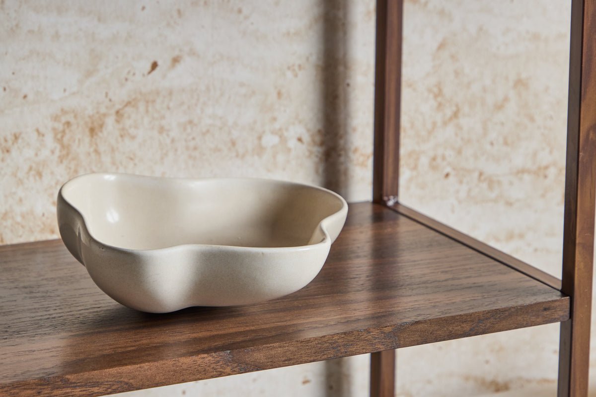 Regal Sorano – étagère autoportante en aspect noyer