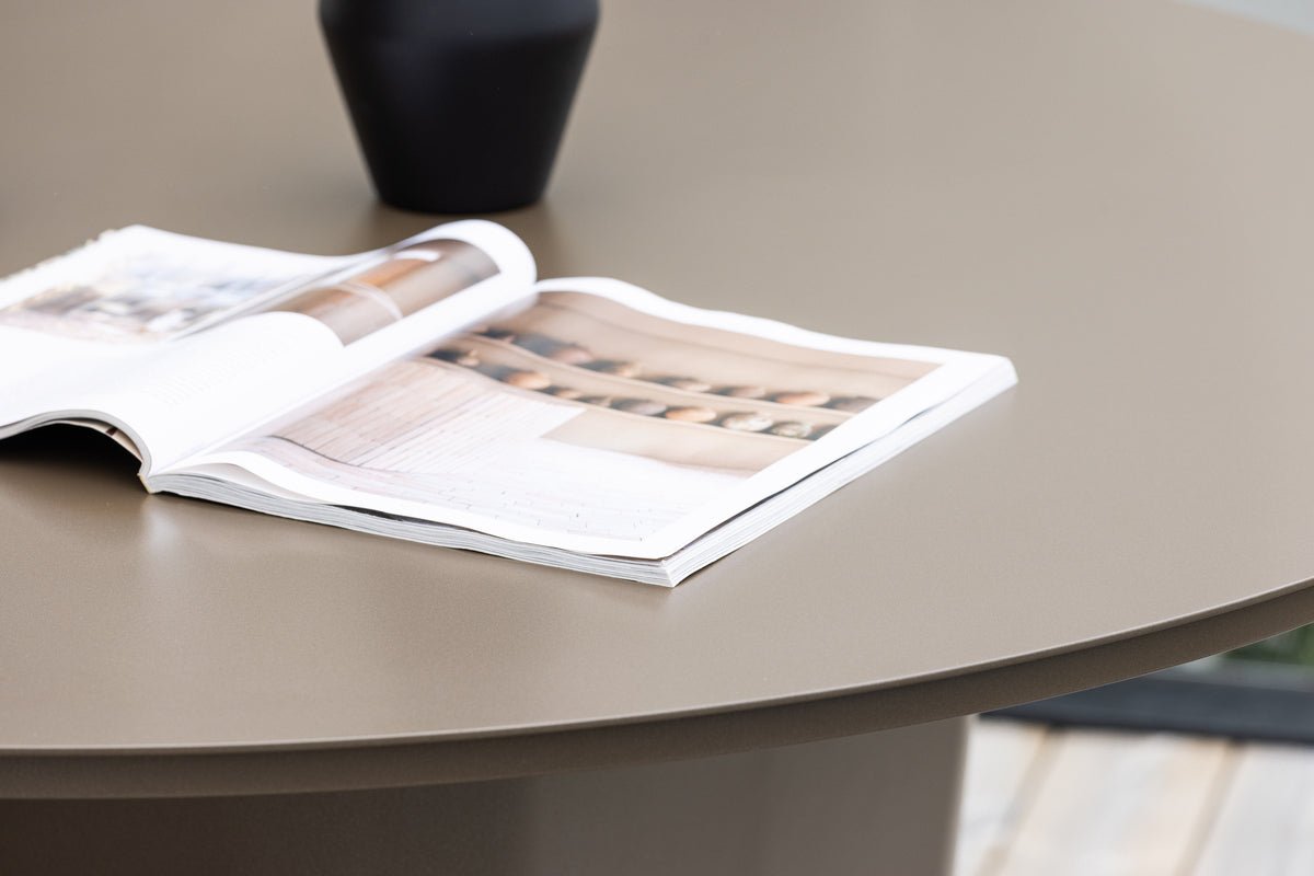 Table à manger de jardin Calma - Ø 120 cm en aluminium brun