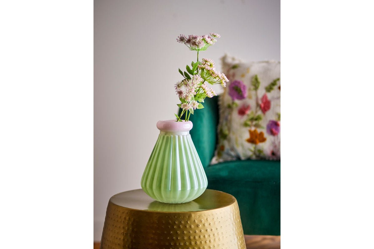 Vase Edona – Verre soufflé bouche avec une légère nervure