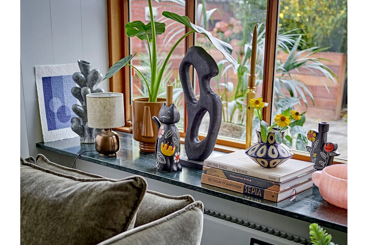 Decoratief object Romi – Sculpturaal houten design in Zwart