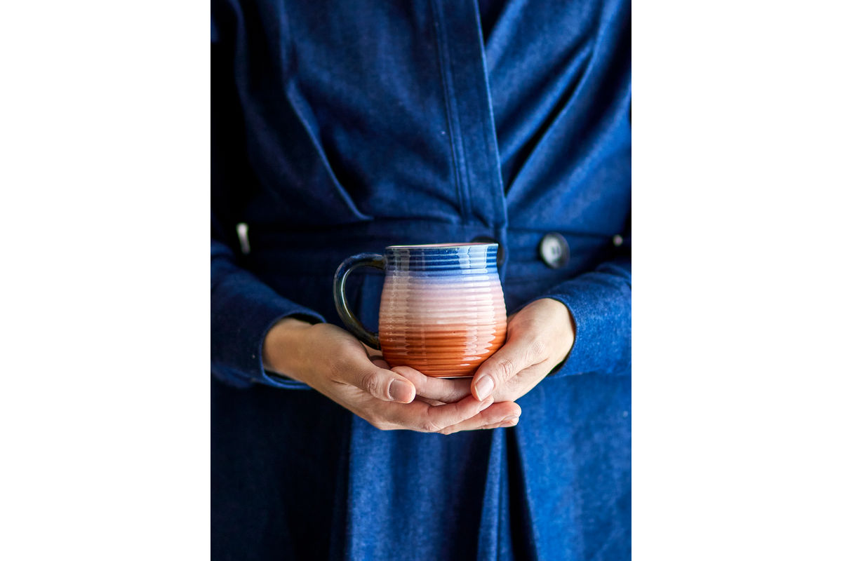 Ensemble de tasses Gabi – Tasses en grès côtelées avec dégradé de couleur doux (lot de 4)