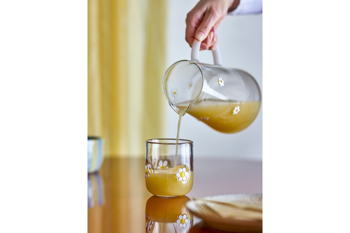 Verre à boire Mellia – Verre clair avec détails en relief floraux (lot de 2)