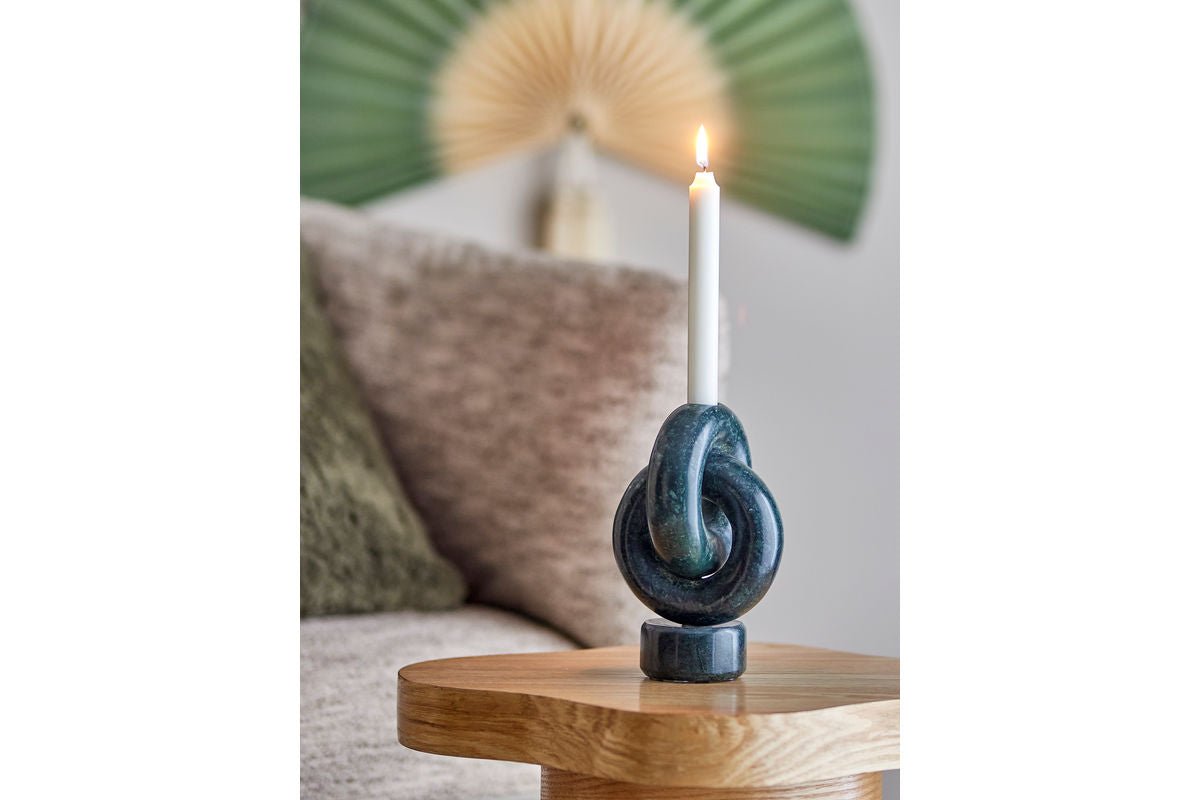 Kaarshouder Arvik – Sculpturale marmer in Groen