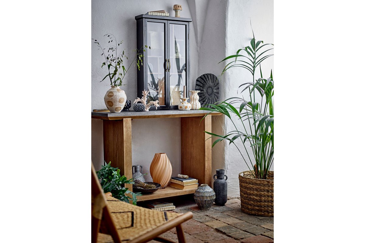 Plateau de service Ruby – assiette en grès peinte à la main en Gris avec motif soleil