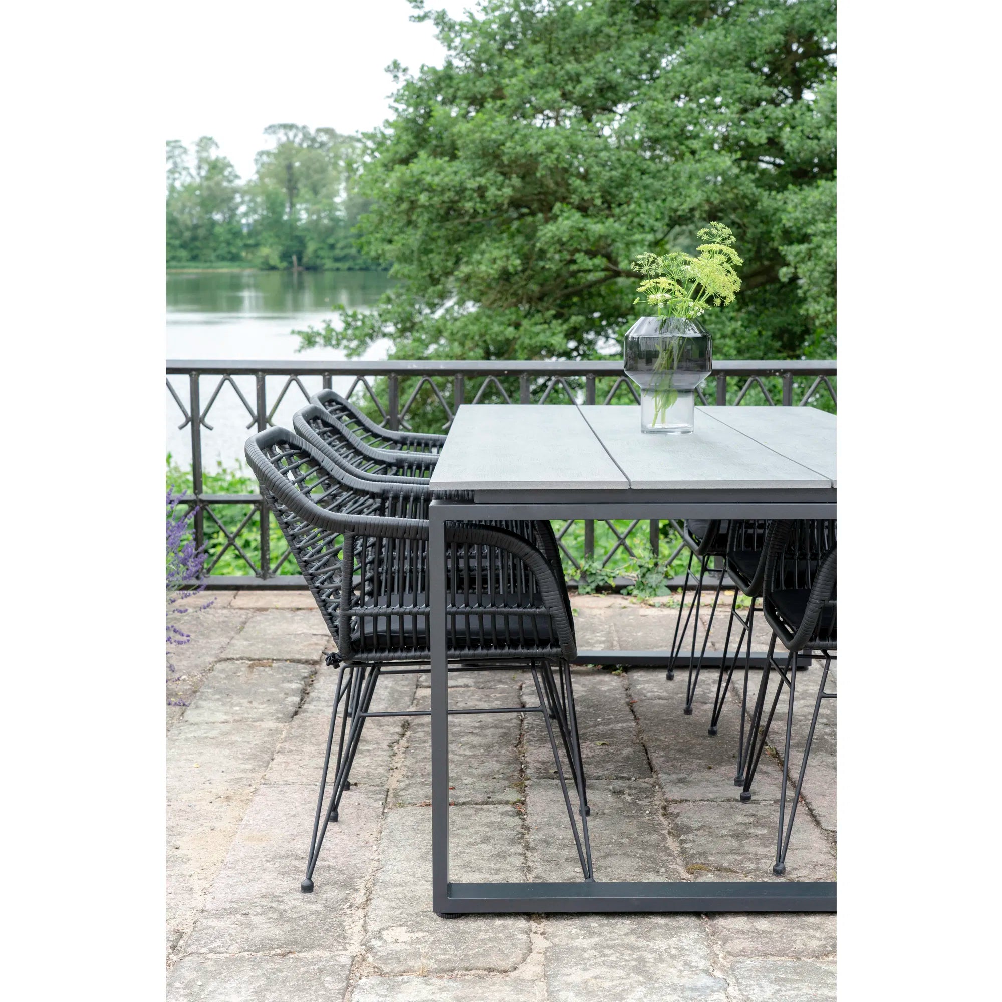 Table de jardin Emilio - 210×100 cm en Nonwood & Aluminium (Gris/Noir)