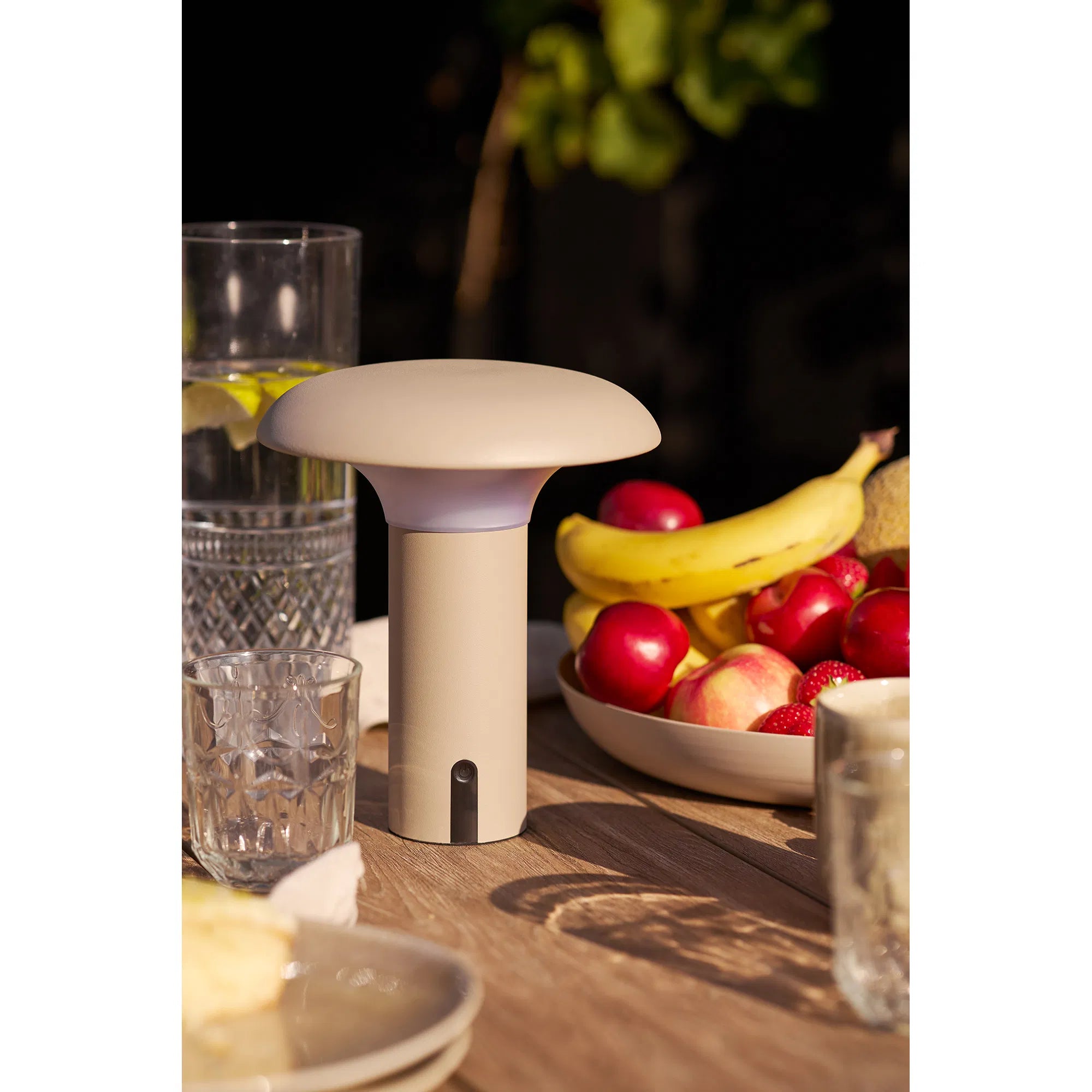 Lampe de table de jardin « Norvara » – résistante aux intempéries pour balcon et espace extérieur