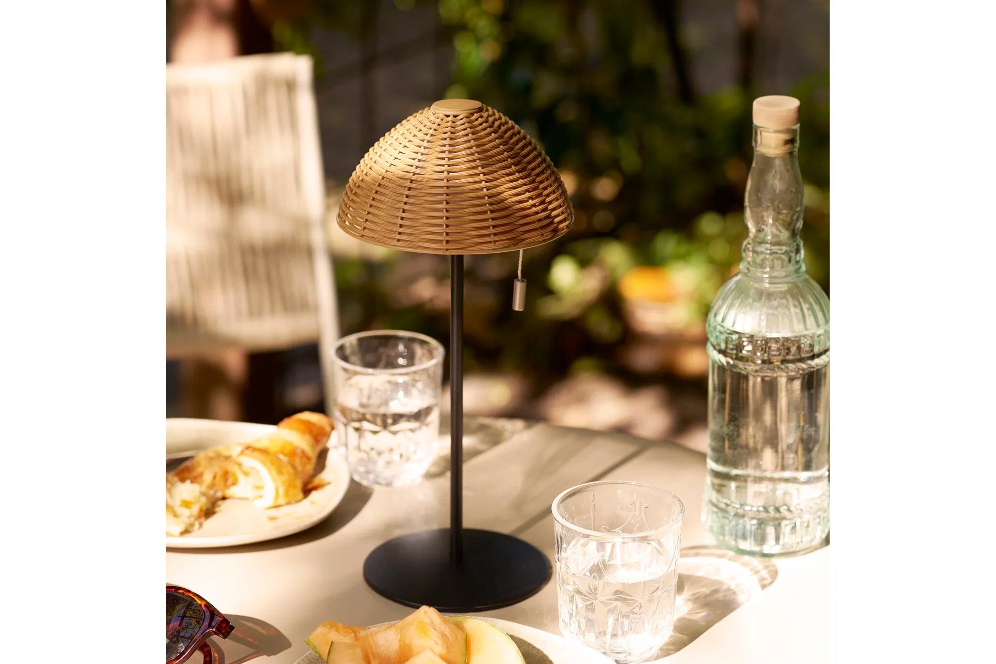 Lampe de table de jardin « Kaldien » – résistante aux intempéries pour balcon et espace extérieur