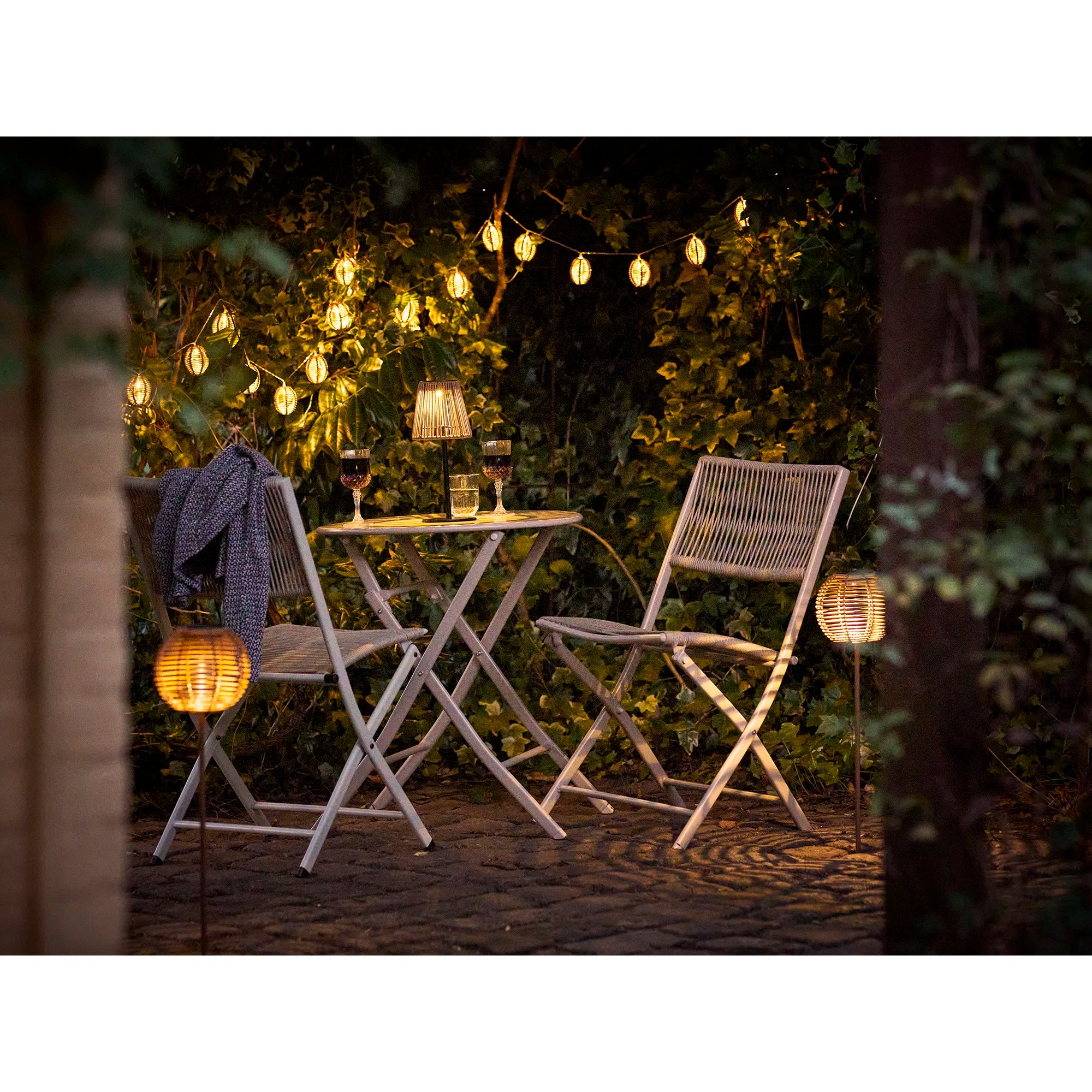 Lampe de table solaire de jardin « Skandora » – résistante aux intempéries pour balcon et espace extérieur