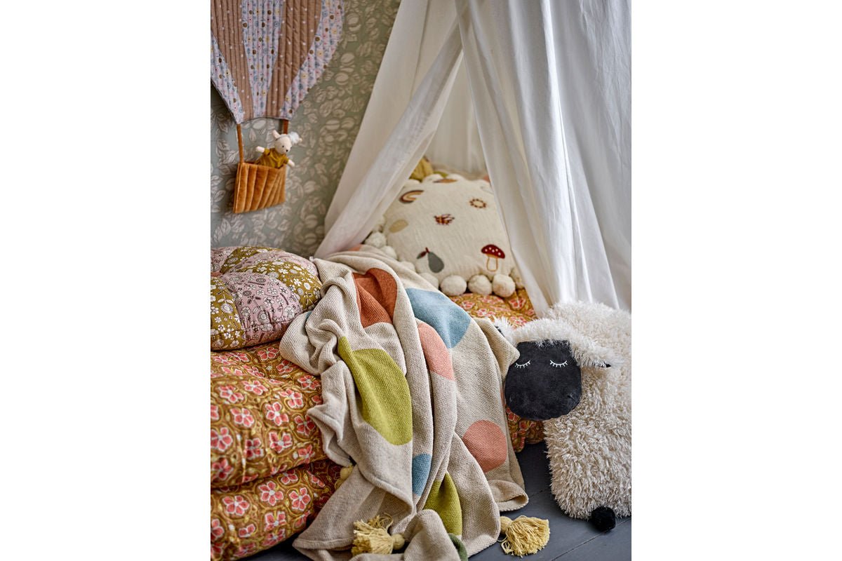 Plüschtier Elli – großes Schafkissen zum Kuscheln & Spielen