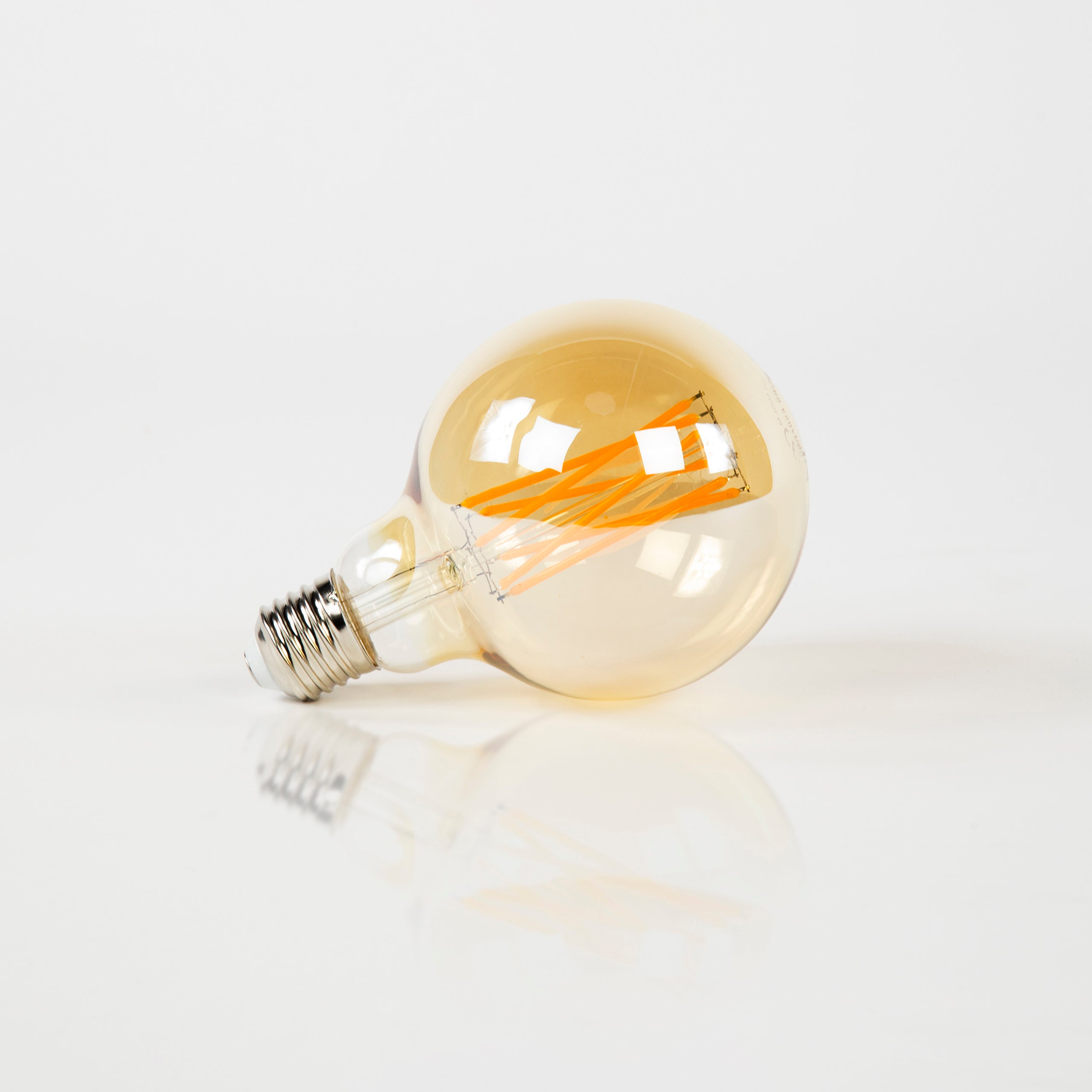 Ampoule à incandescence LED Rara – G95-E27 avec verre ambré