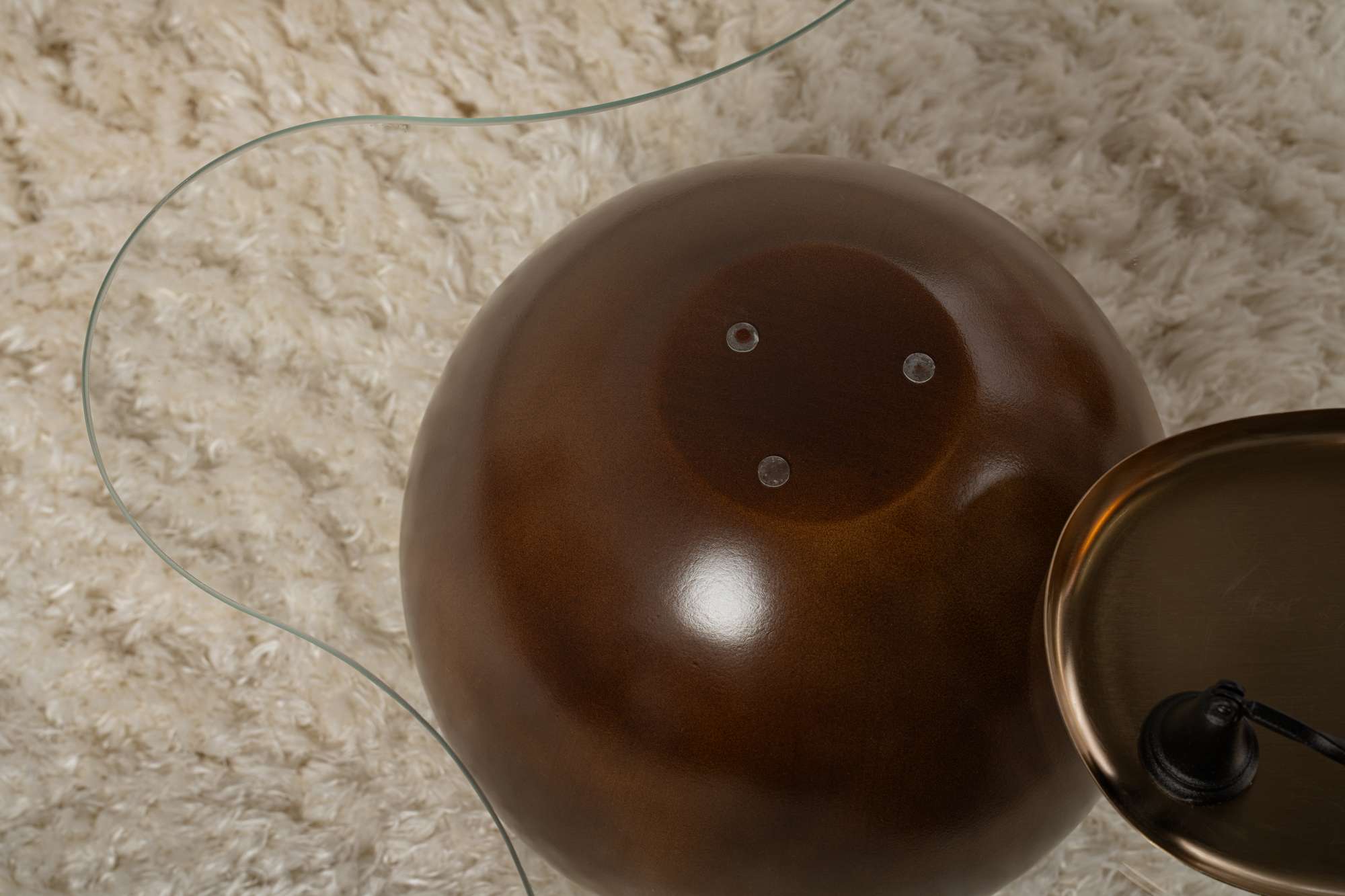 Salontafel Trevano - gehard tafelglasplaat met golvende silhouet