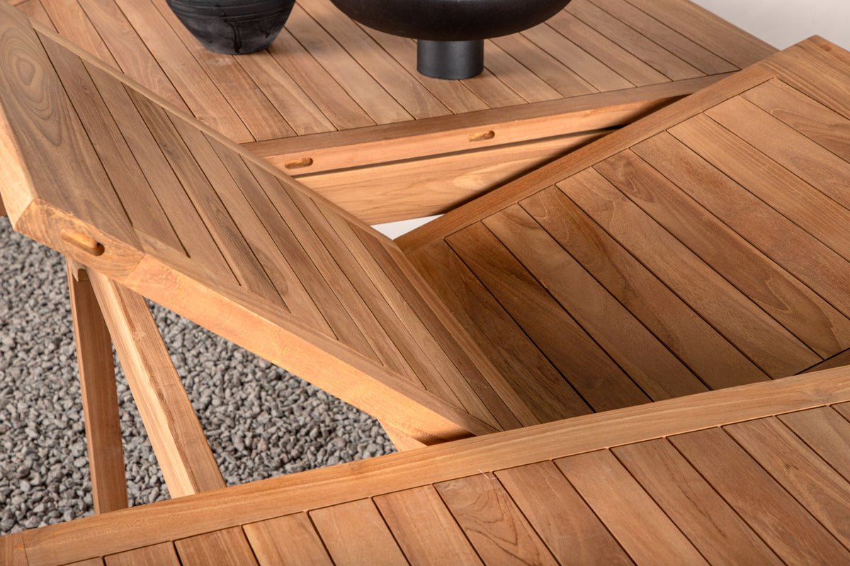 Gartentisch Navira - ein ovaler Esstisch aus Teakholz