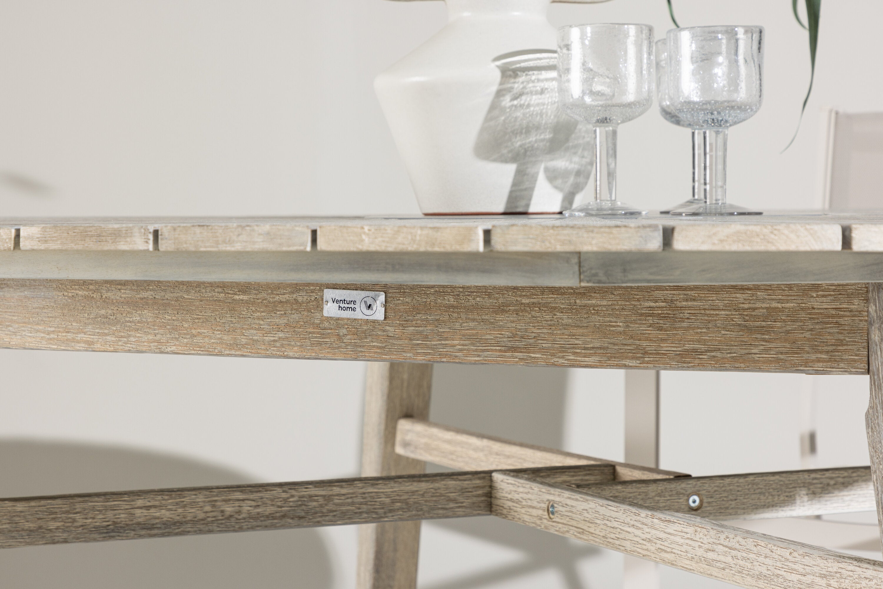 Table de jardin Tovaro - Table de jardin ronde blanche en acacia