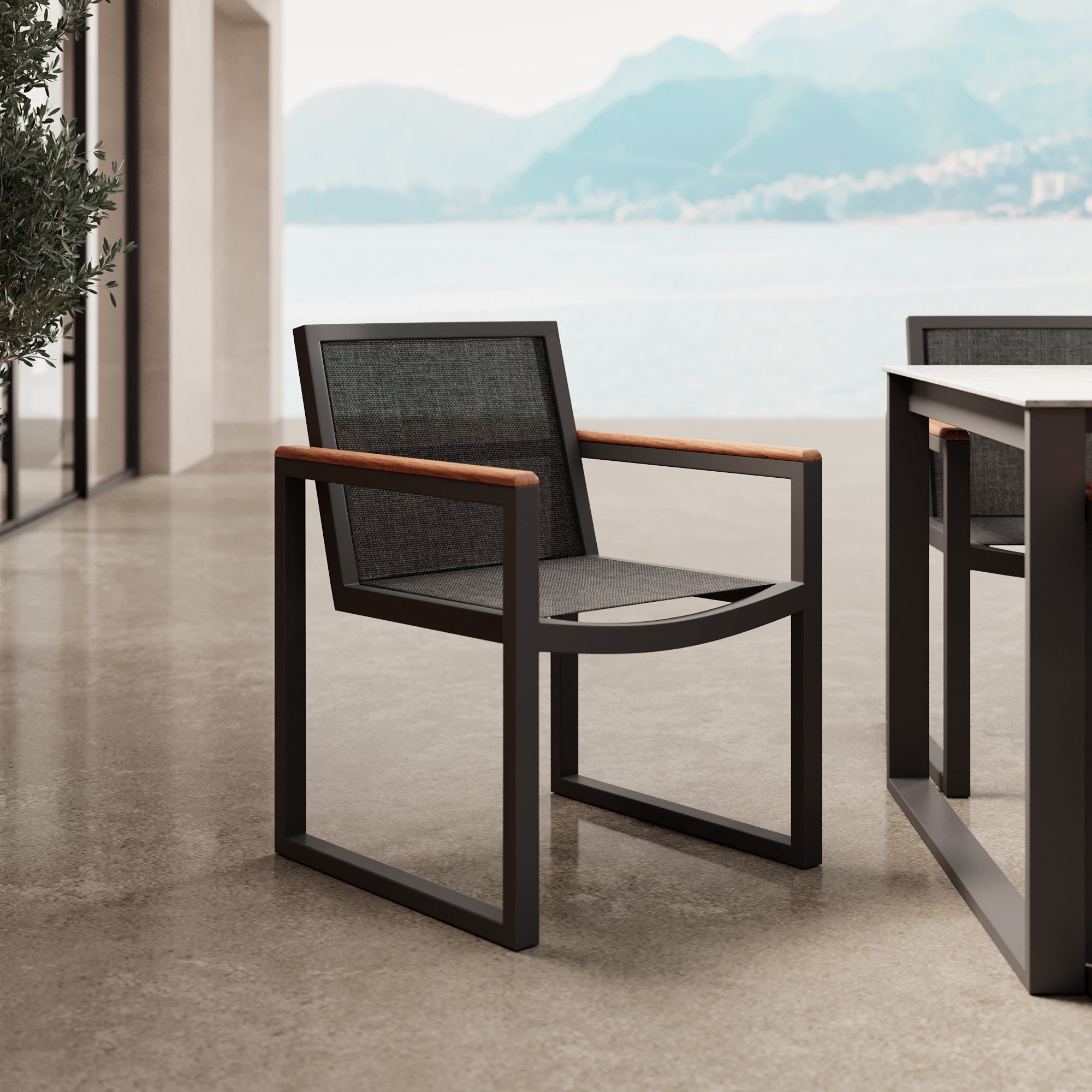 Ensemble de 4 chaises de jardin Vayla avec accoudoirs – Aluminium et bois de robinier | Collection Aevora™