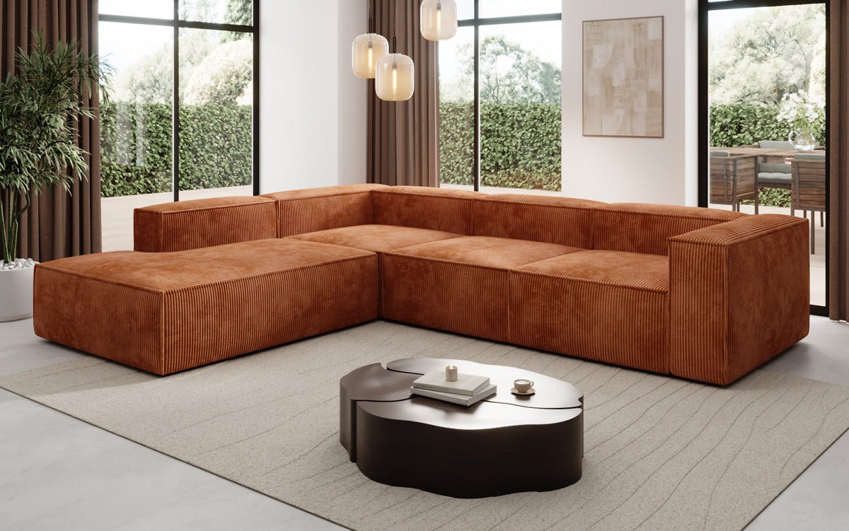 Designer Sofa Lesley L met lange ottomaan in Ribstof