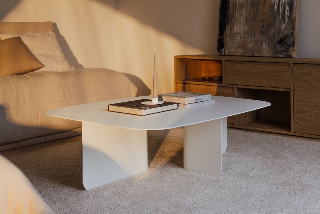 Table basse Livia – design Japandi en tôle thermolaquée