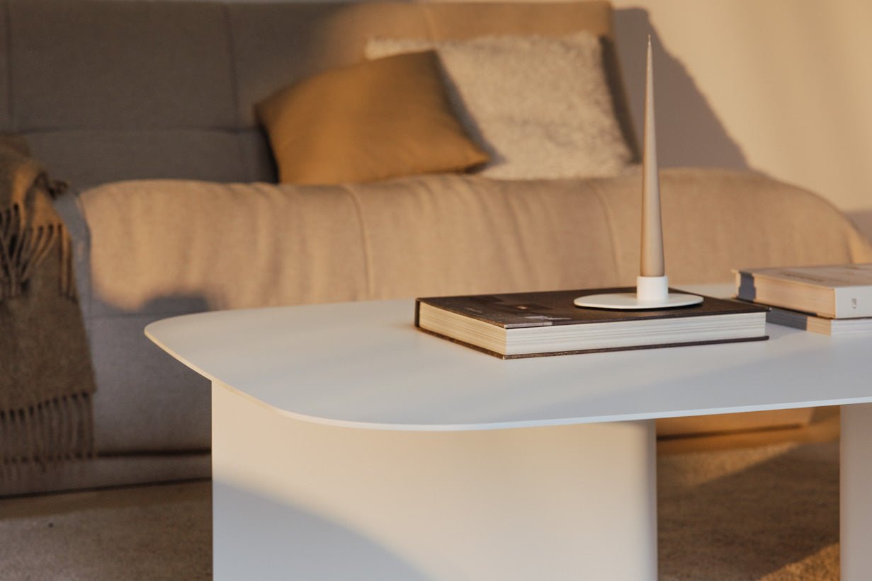Table basse Livia – design Japandi en tôle thermolaquée