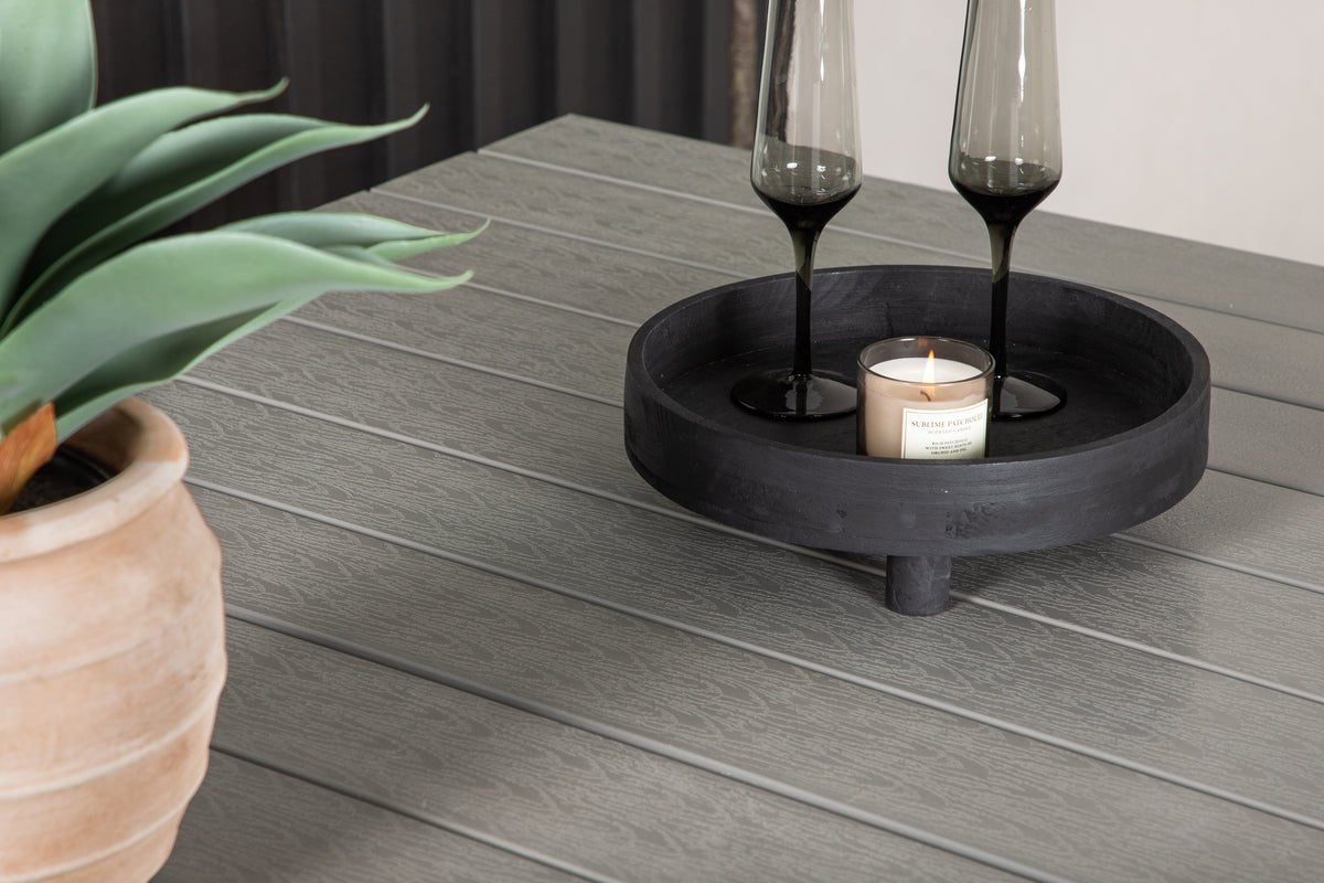 Gartentisch Kairen - perfekt für gesellige Runden im Freien