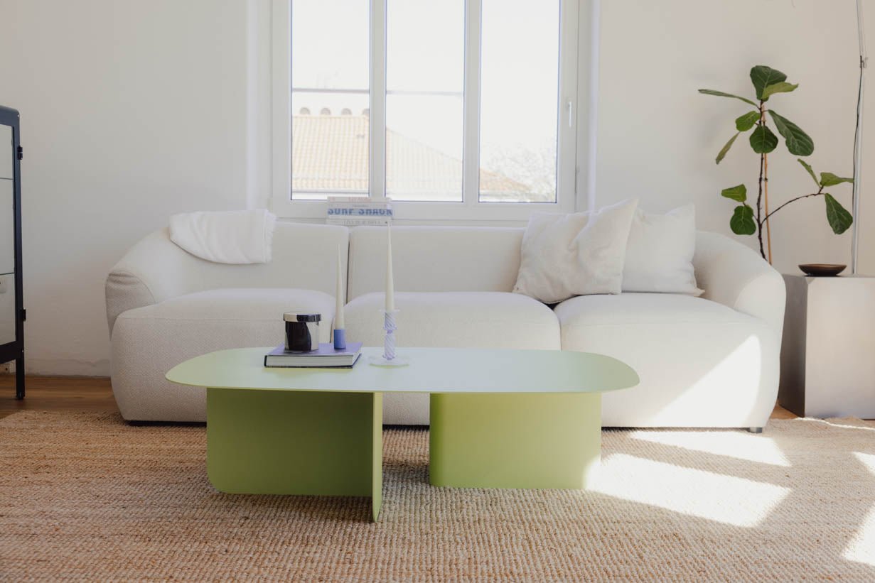 Table basse Livia – design Japandi en tôle thermolaquée