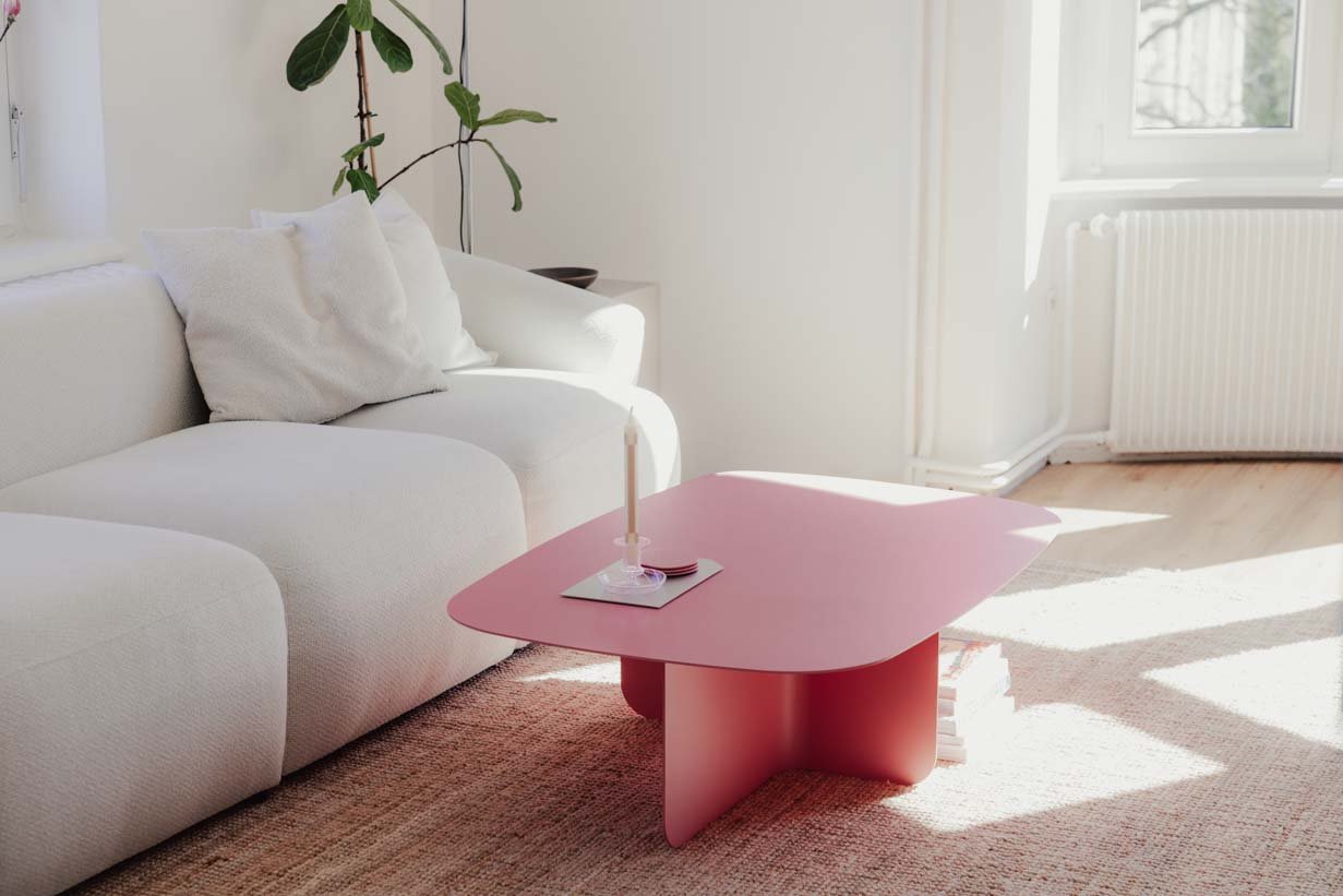 Table basse Livia – design Japandi en tôle thermolaquée