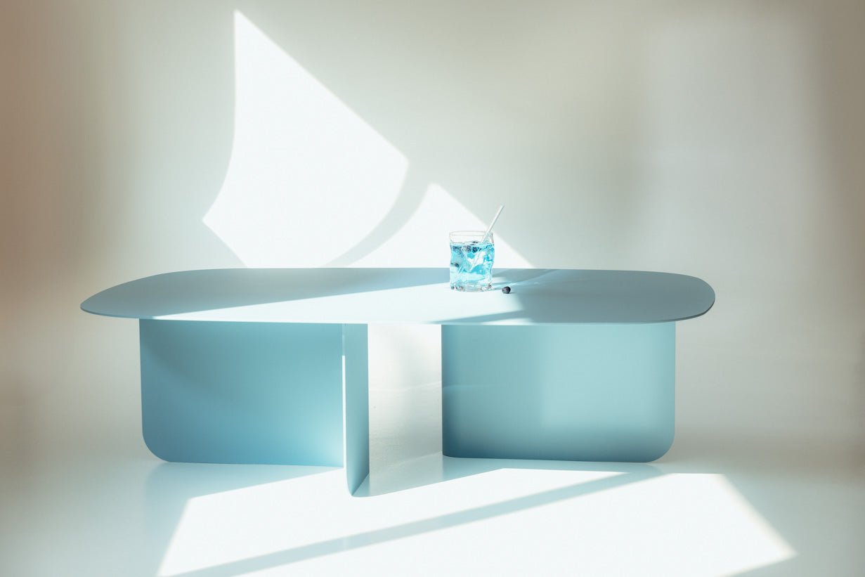 Table basse Livia – design Japandi en tôle thermolaquée