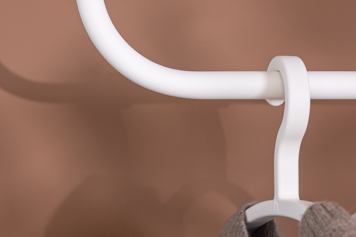 Garderobe/Kledingstang Enio – Afgerond ontwerp met plafondmontage