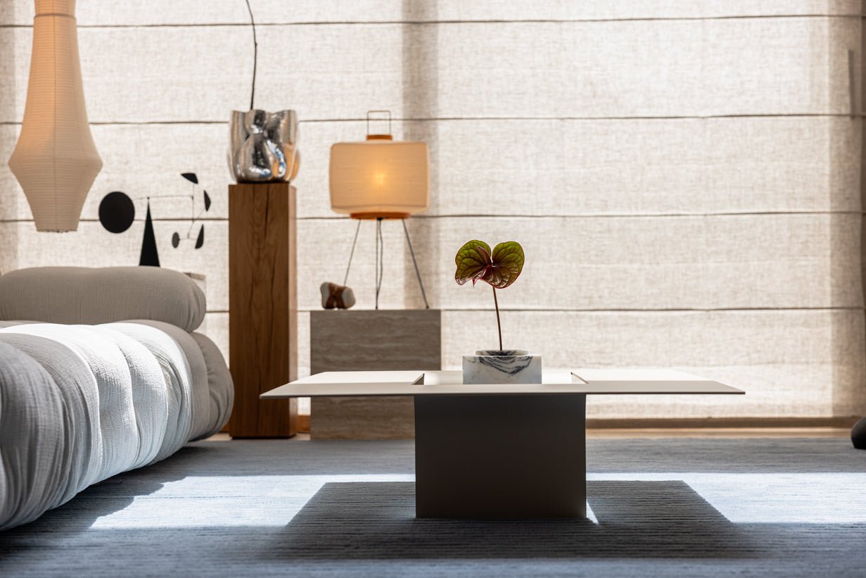 Salontafel Cut – Minimalistisch stalen ontwerp met creatieve opening