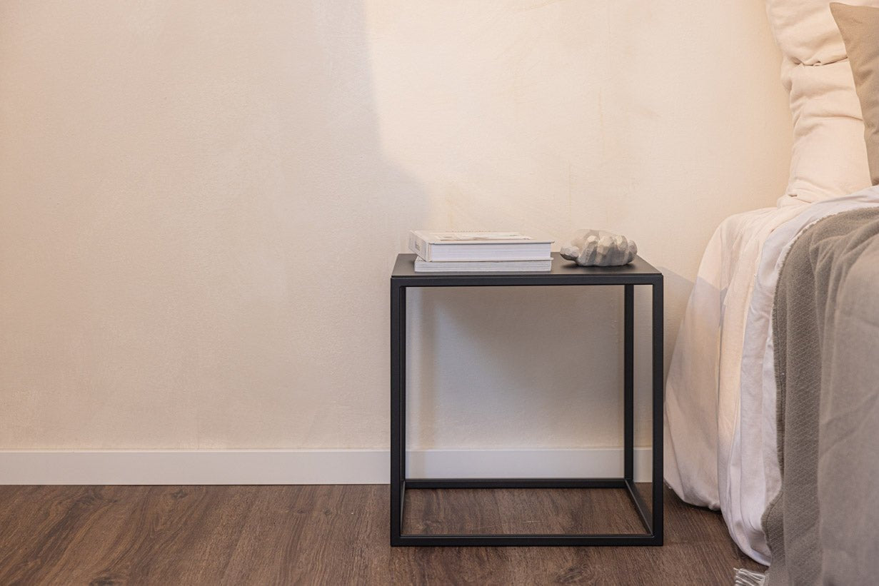 Salontafel/Bijzettafel Soli X – Minimalistisch ontwerp van staalplaat en Metaal