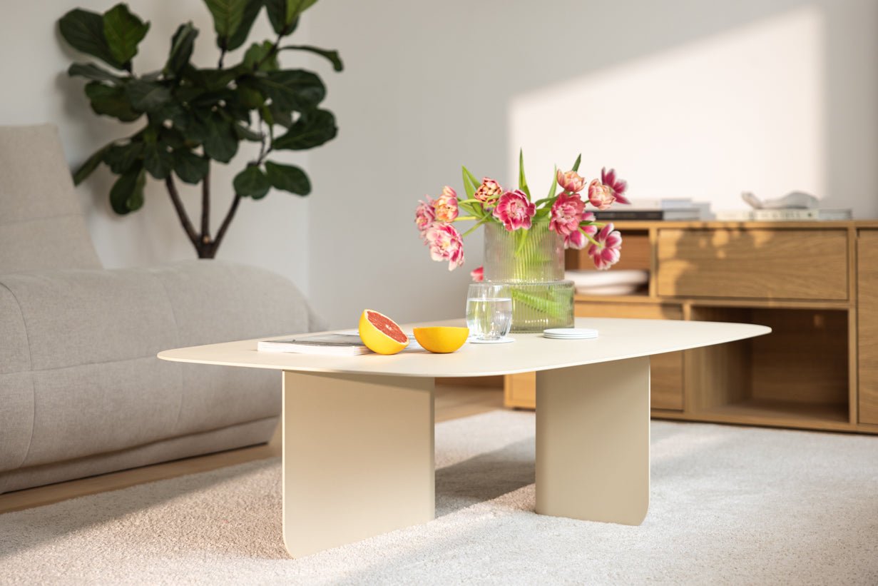 Table basse Livia – design Japandi en tôle thermolaquée