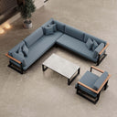 Vayla – Loungegruppe mit Ecksofa, Loungesessel & Tisch aus schwarzem Aluminium | Aevora™ Kollektion