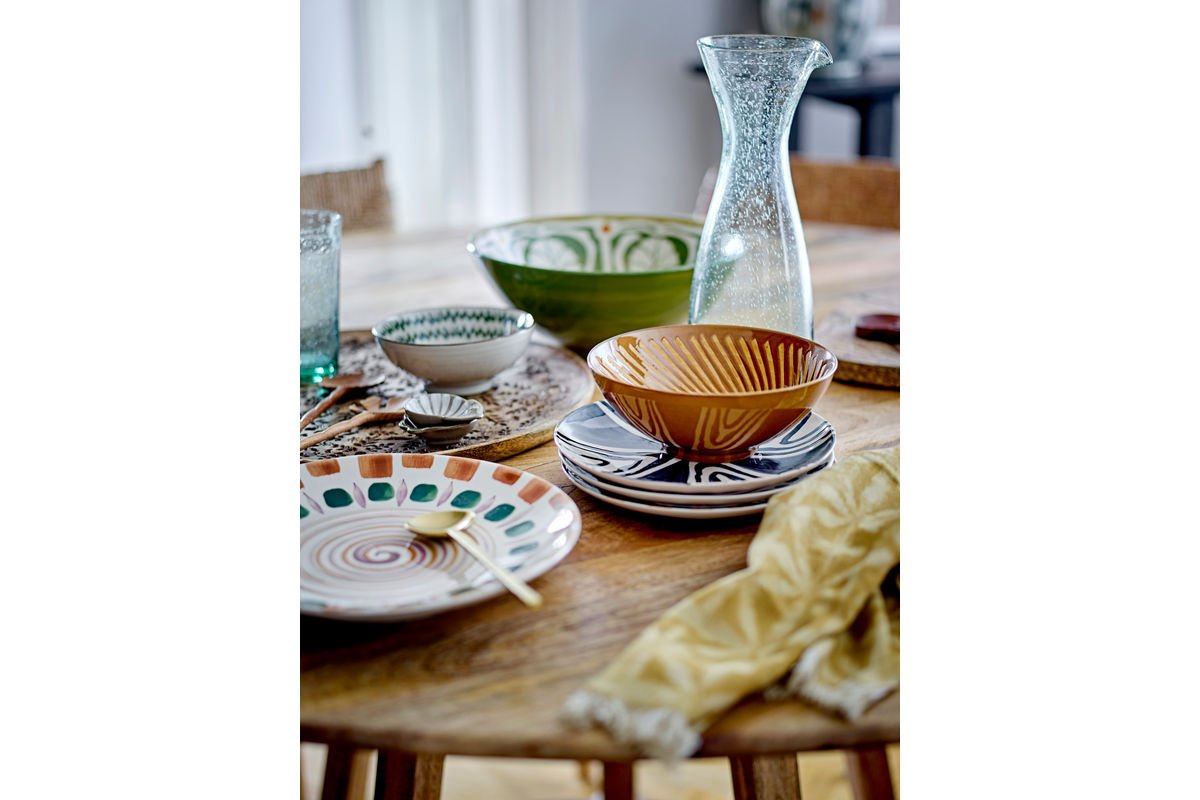 Teller Nolya – aus Steingut gefertigt