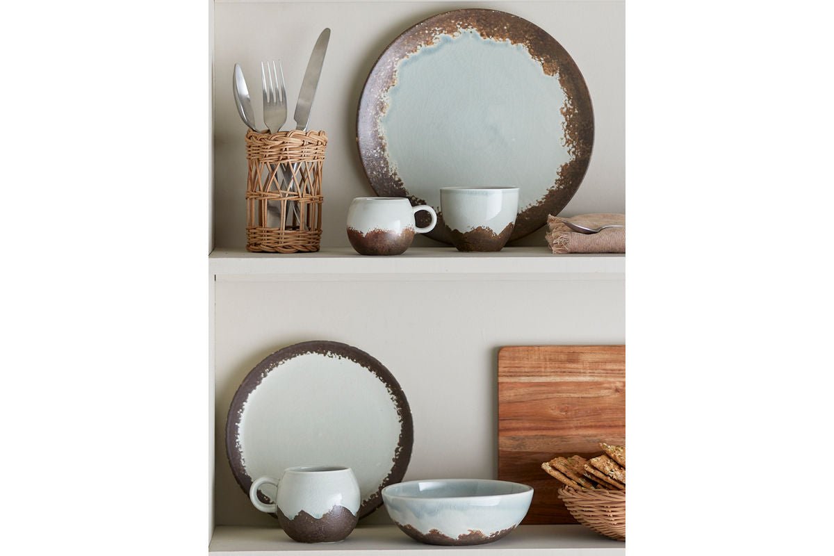 Assiette Belva – fabriquée en grès