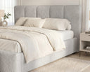 Designer Polsterbett Elva in Bouclé – Hellgrau