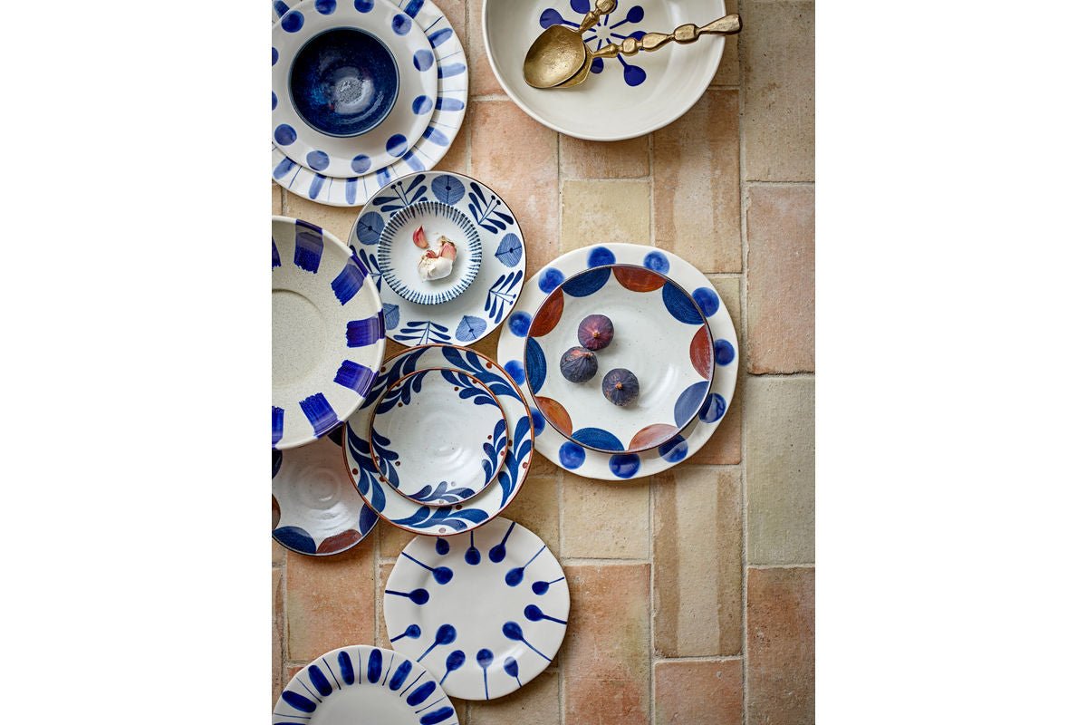 Assiette de service Arelis – fabriquée en porcelaine