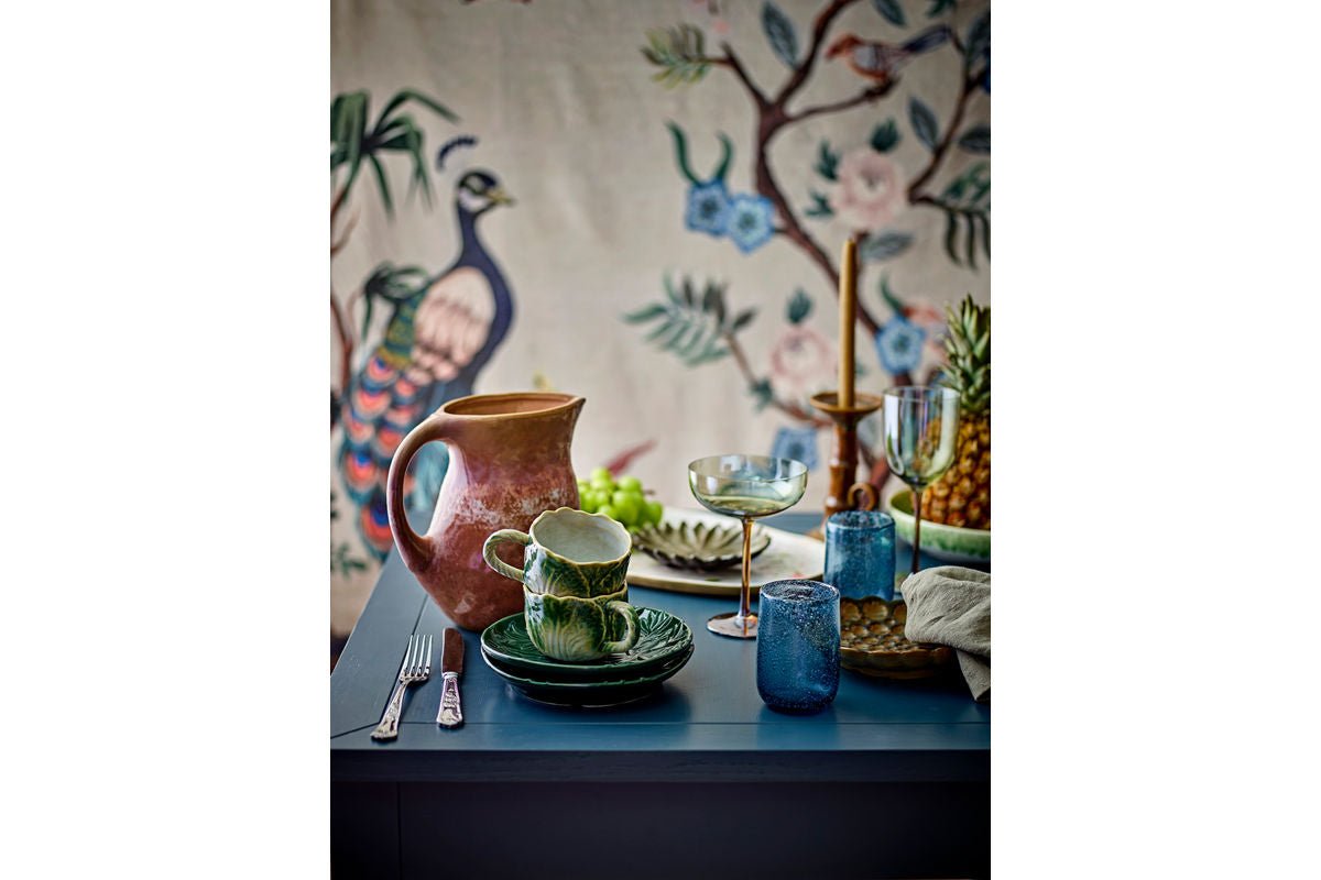 Assiette Noemi – fabriquée en grès – avec structure feuille