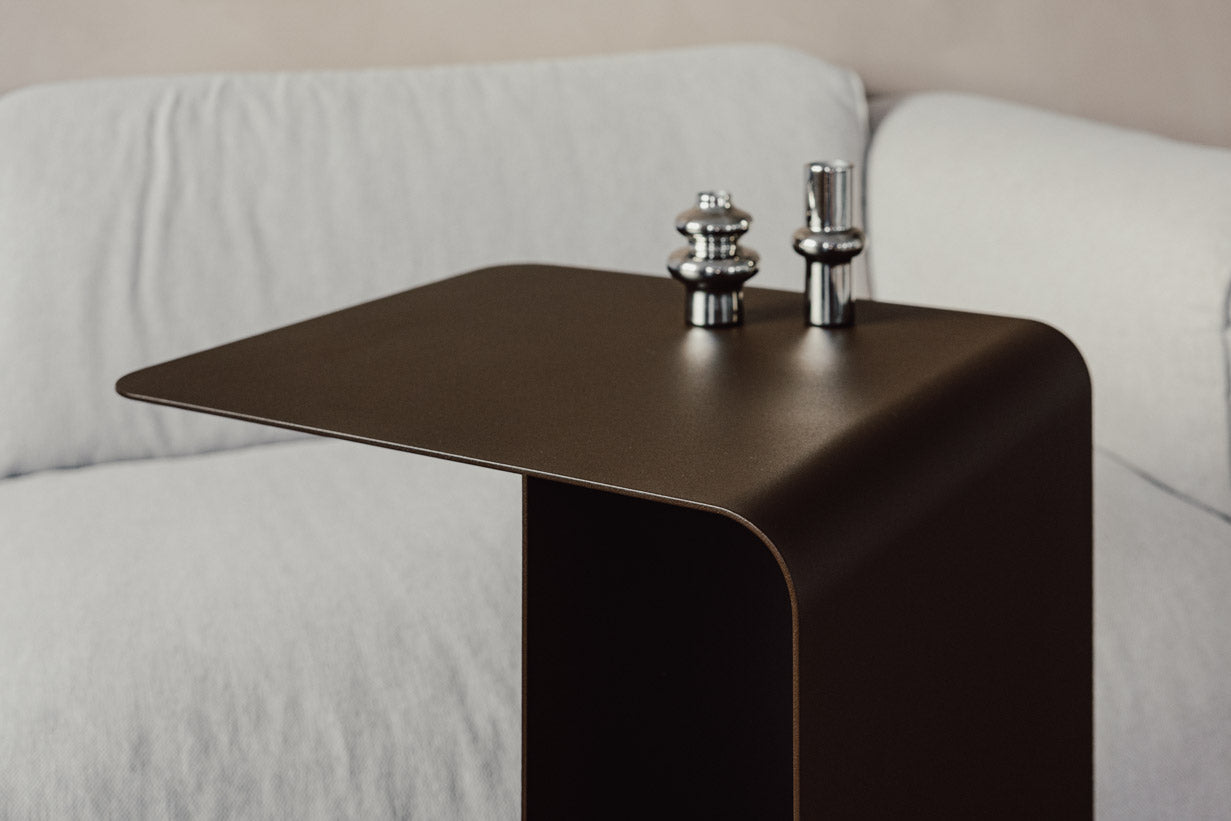 Couchtisch/Beistelltisch Cosmo – Pulverbeschichtetes Metall in modernem Design