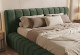 Designer Polsterbett Ivo in Samt – Grün