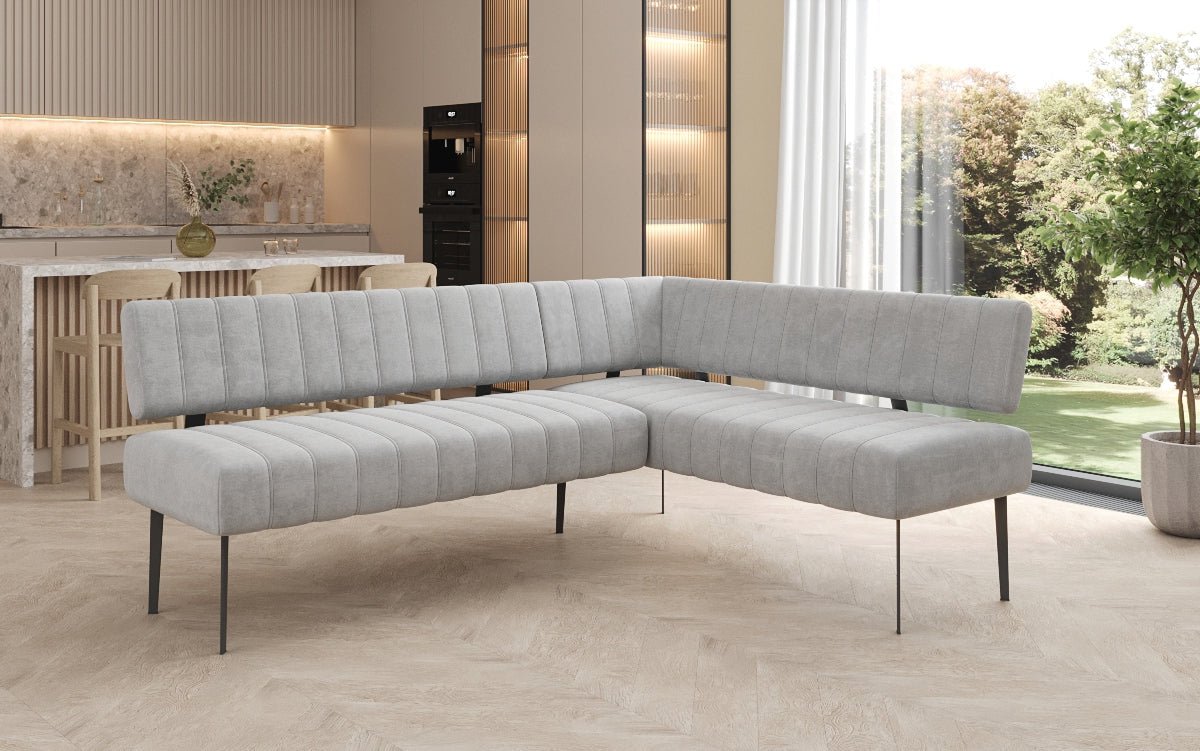 Banquette de salle à manger Montero rembourrée en velours déperlant avec pieds en métal