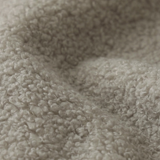 Designer Sofa-Sessel Lazy in Bouclé