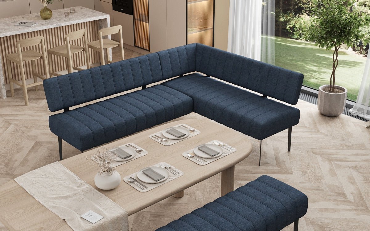 Banquette de salle à manger Montero rembourrée en tissu robuste avec pieds en métal