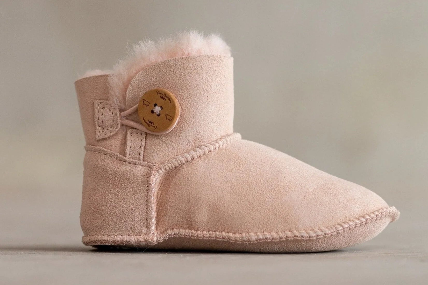 Chaussons d'intérieur pour enfants en peau de mouton Elin – Peau de mouton véritable en camel, rose & Taupe