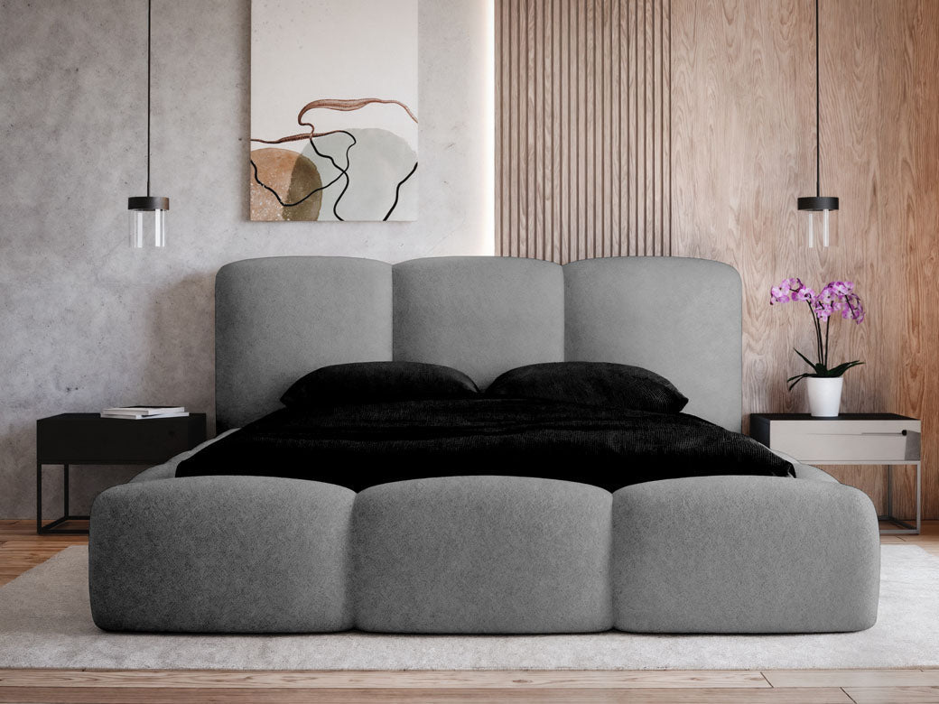 Lit capitonné designer Alena Bouclé avec espace de rangement